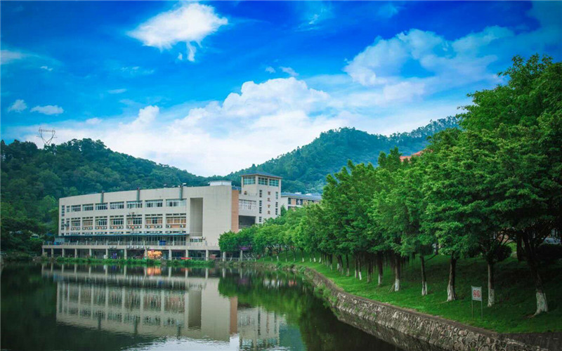 广州职业技术大学